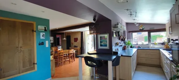 Casa de 5 dormitorios en Solre-le-Chateau, France No. 352460 3