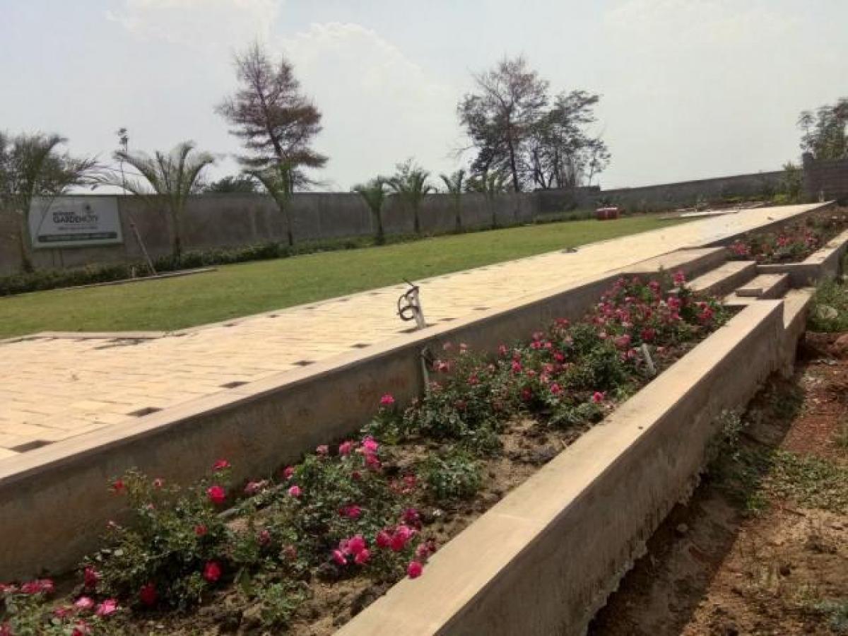  Land in Raipur, India No. 29953