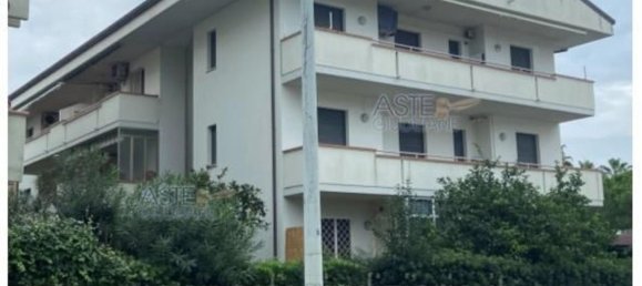 4 rooms Apartment in Alba Adriatica, Italy No. 236766 7