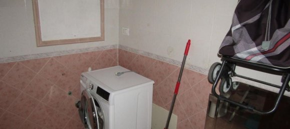 3 rooms Apartment in Carrara, Italy No. 31086 18