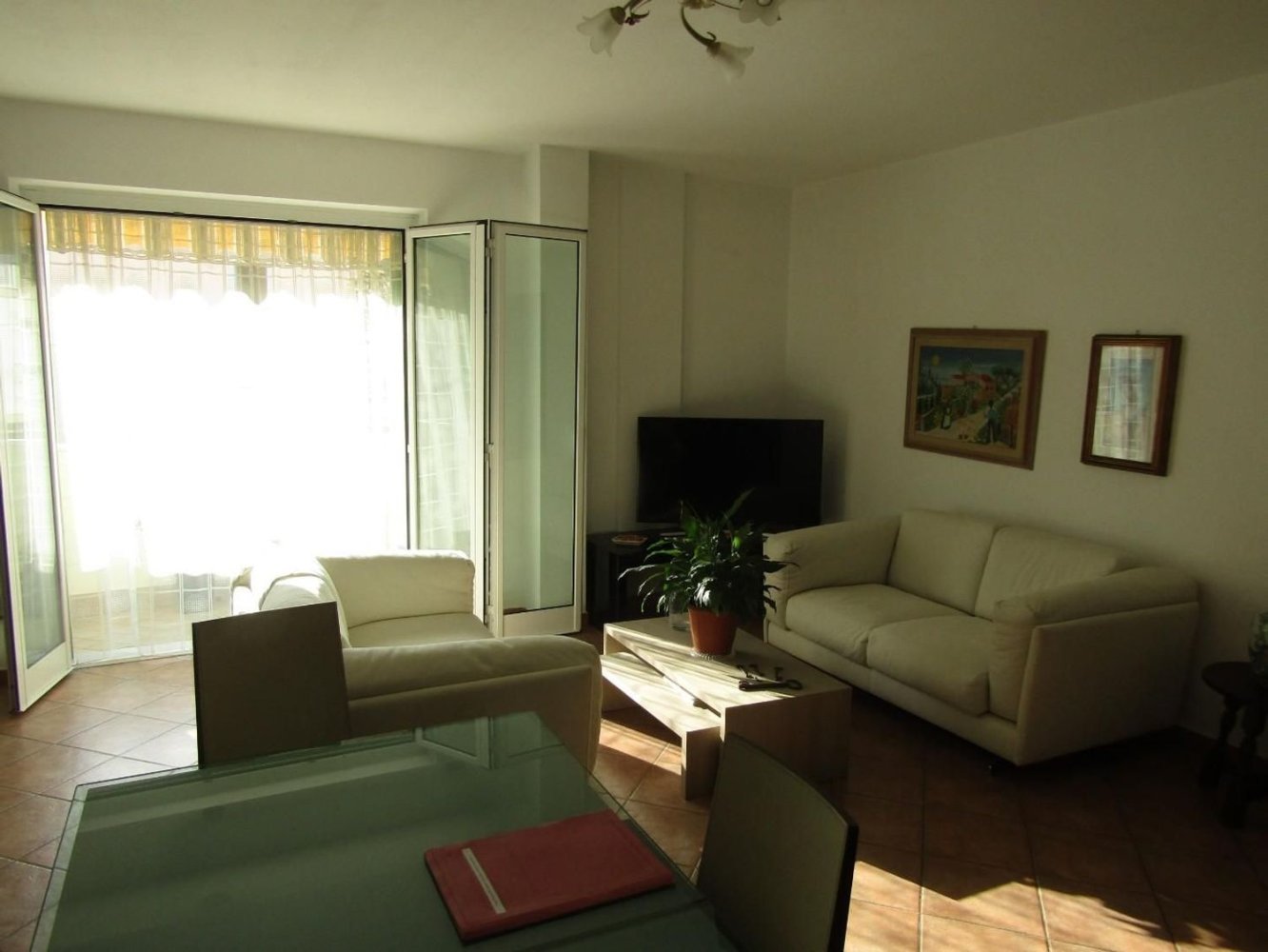 3 rooms Apartment in Carrara, Italy No. 31086