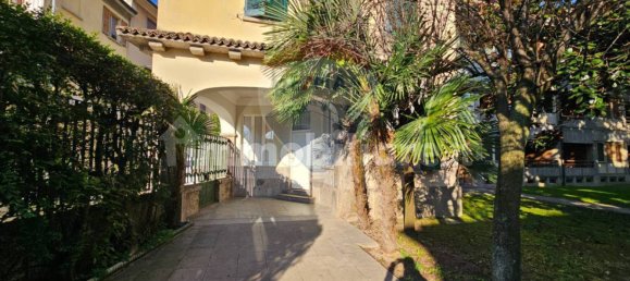 Квартира с 2 спальнями в Павия, Италия № 57512 21