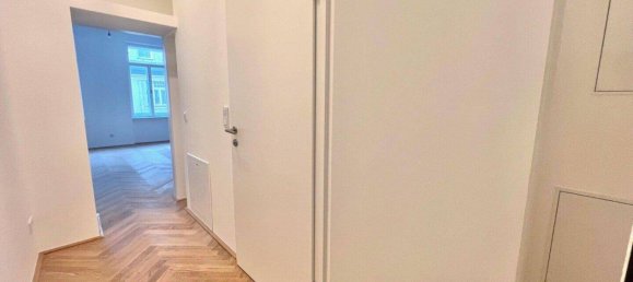 Studio in Rudolfsheim-Funfhaus, Austria No. 237295 7