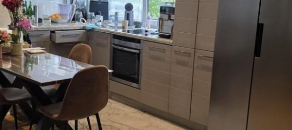 Квартира с 3 спальнями в Вандсбек, Германия № 334606 2