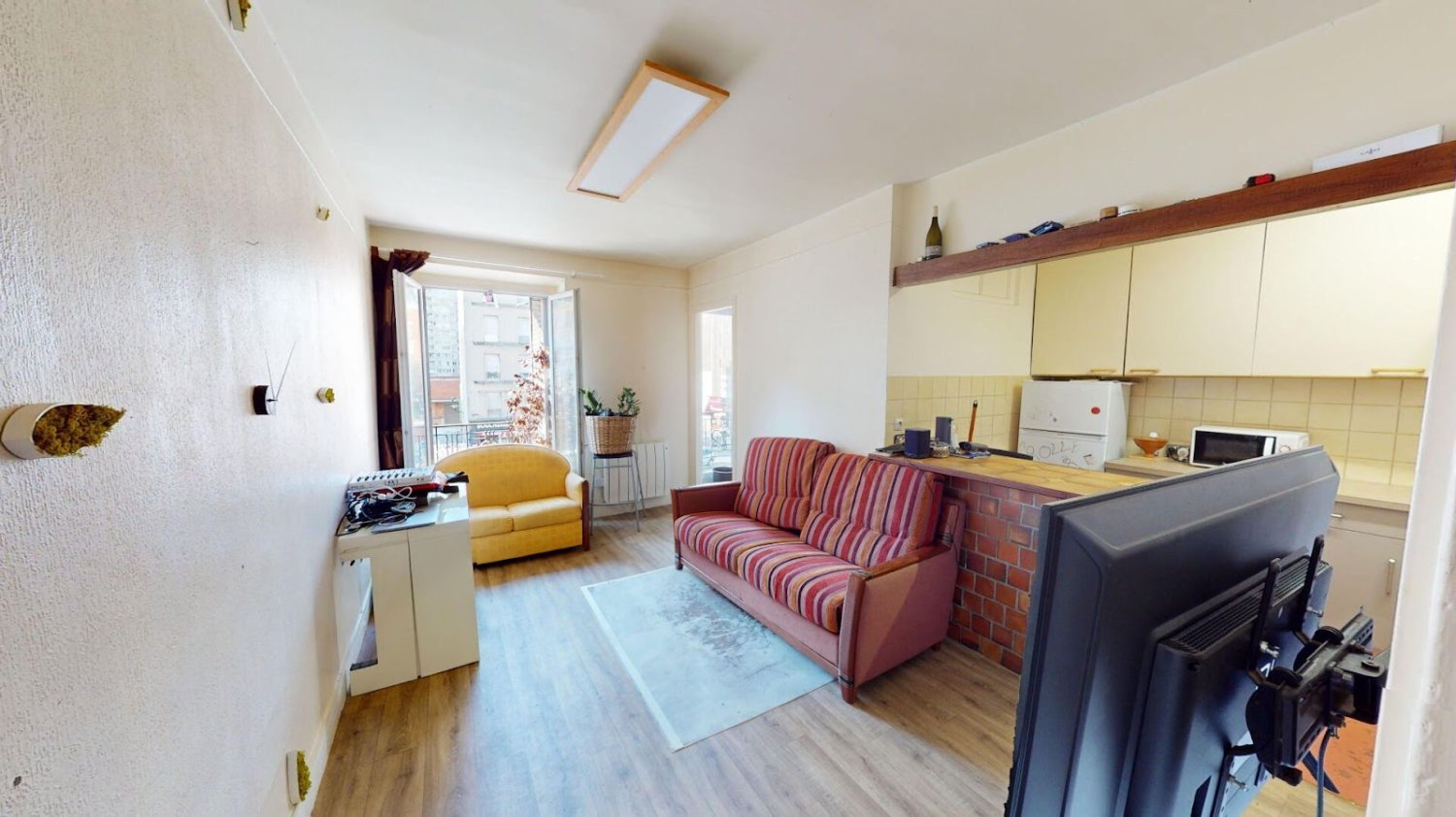 2 bedrooms Apartment in Pantin, France No. 144091