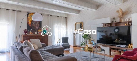 Квартира с 4 спальнями в Виллафранка ди Верона, Италия № 380240 2