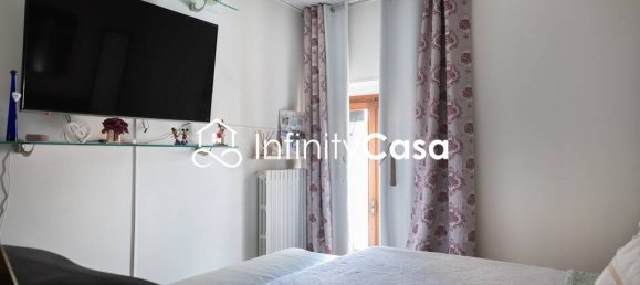 Квартира с 4 спальнями в Виллафранка ди Верона, Италия № 380240 15