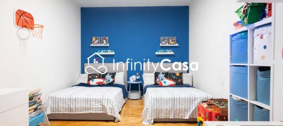 Квартира с 4 спальнями в Виллафранка ди Верона, Италия № 380240 18