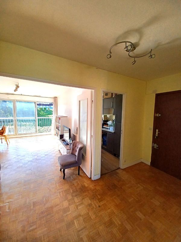 2 غرف نوم شقة في Ivry-sur-Seine, France رقم 179806