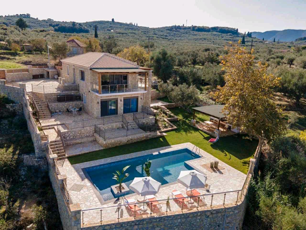 4 chambres Villa à Duisburg, Germany No. 237411