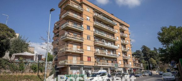 Apartamento de 3 dormitorios en Tivoli, Italy No. 46767 2