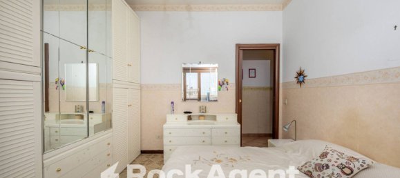 Apartamento de 3 dormitorios en Tivoli, Italy No. 46767 17