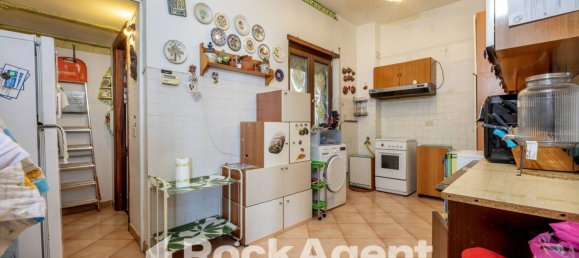 Apartamento de 3 dormitorios en Tivoli, Italy No. 46767 9