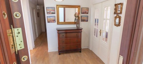 3 bedrooms Penthouse in Estepona, Spain No. 147545 10