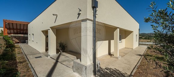 4 bedrooms House in Valpacos, Portugal No. 20532 20