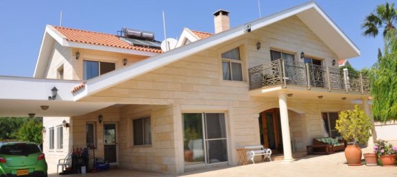 6 bedrooms Villa in Limassol, Cyprus No. 12556 11