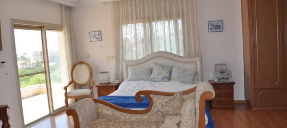 6 bedrooms Villa in Limassol, Cyprus No. 12556 4