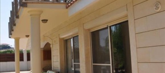 6 bedrooms Villa in Limassol, Cyprus No. 12556 10