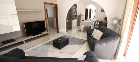 2 Schlafzimmer Penthouse in Sliema, Malta, Nr. 9604 3