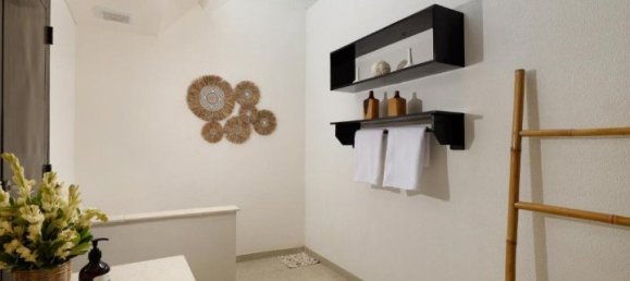 5 chambres villa à louer à Tabanan, Bali, Indonesia № 3421 25