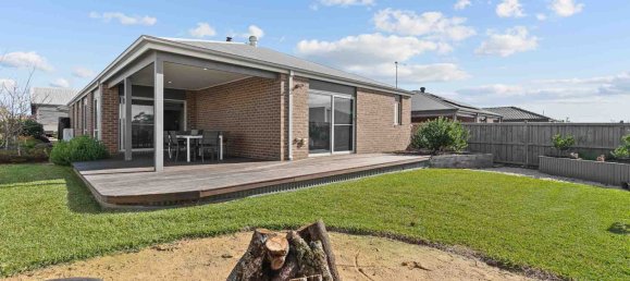 4 bedrooms House in Corinella, Australia No. 485 21
