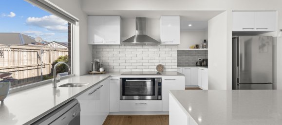 4 bedrooms House in Corinella, Australia No. 485 4