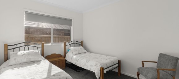 4 bedrooms House in Corinella, Australia No. 485 16