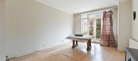 4 bedrooms Commercial property in London, United Kingdom No. 3837 3