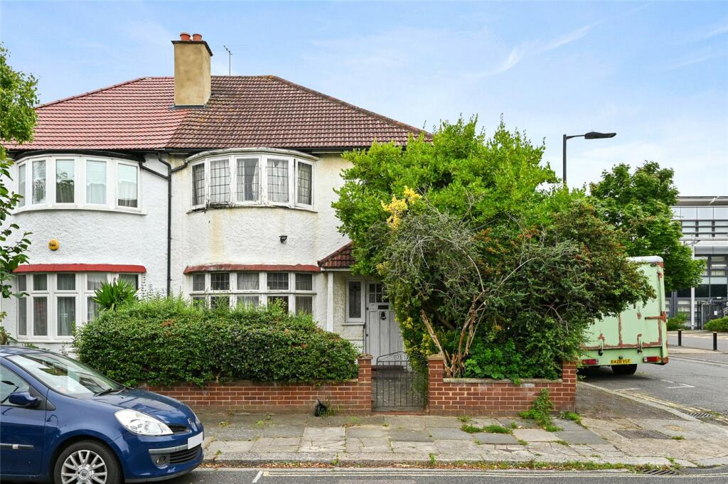 4 bedrooms Commercial property in London, United Kingdom No. 3837