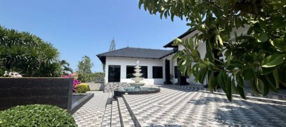 4 Schlafzimmer Villa in Pattaya, Thailand, Nr. 19428 9