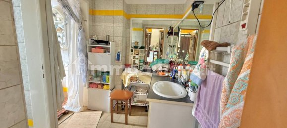 Villa de 5 dormitorios en Mongrando, Italy No. 311182 22