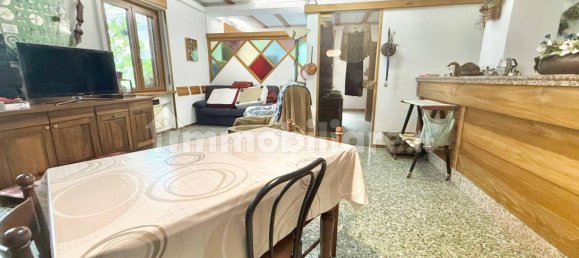 Villa de 5 dormitorios en Mongrando, Italy No. 311182 31