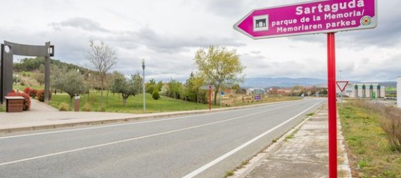 Terrain à Chartered Community of Navarre, Spain 228m² No. 72572 17