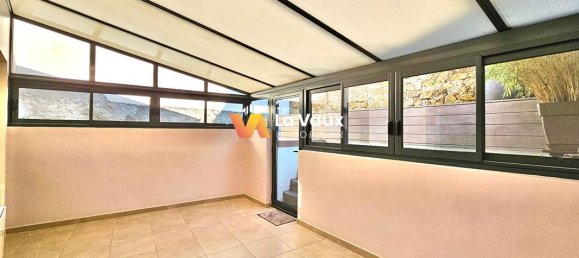 Adosado de 5 dormitorios en Chavigny, France No. 210040 4