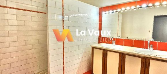 Adosado de 5 dormitorios en Chavigny, France No. 210040 8