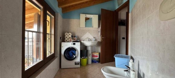 1 chambre Appartement à Madone, Italy No. 60067 10
