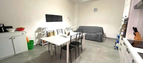 Квартира с 6 комнатами в Неаполь, Италия № 36735 3