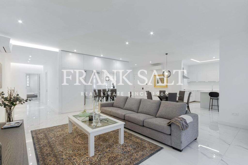 Apartamento de 2 dormitorios en Sliema, Malta No. 10341