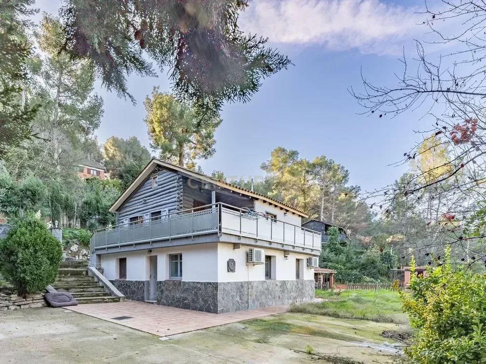 Villa de 3 dormitorios en Piera, Spain No. 176649