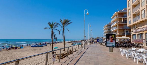 Квартира с 4 спальнями в Гуардамар-дель-Сегура, Испания № 181517 3