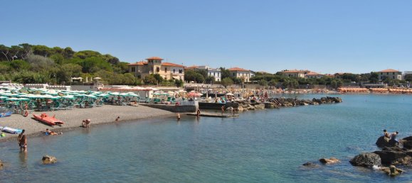 3 bedrooms House in Rosignano Marittimo, Italy No. 381759 23