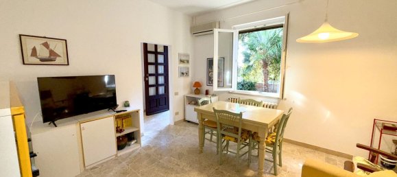 3 bedrooms House in Rosignano Marittimo, Italy No. 381759 3