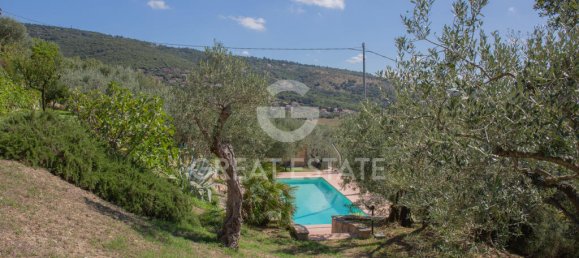 3 bedrooms Castles in Corciano, Italy No. 329328 5