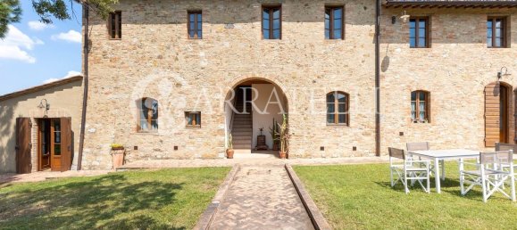 21 room House in San Gimignano, Italy No. 191759 7