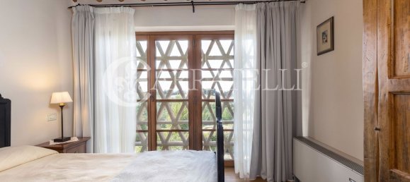 21 room House in San Gimignano, Italy No. 191759 20