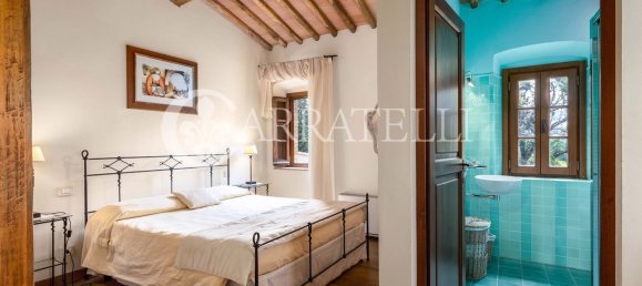 21 room House in San Gimignano, Italy No. 191759 28