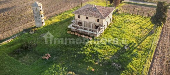 4 bedrooms House in Castiglione del Lago, Italy No. 58452 5