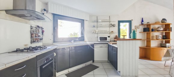 3 bedrooms House in Notre-Dame-de-Monts, France No. 300430 7