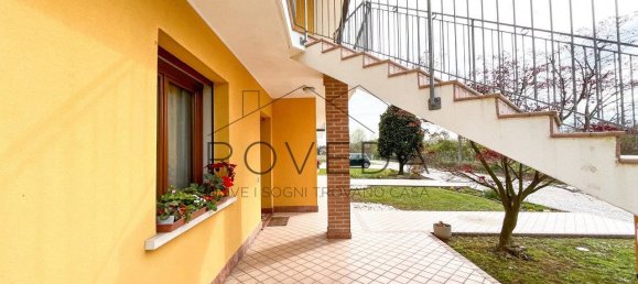 5 bedrooms House in Preganziol, Italy No. 304522 7