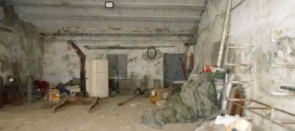 248m² Commercial property in Crotone, Italy No. 340833 9